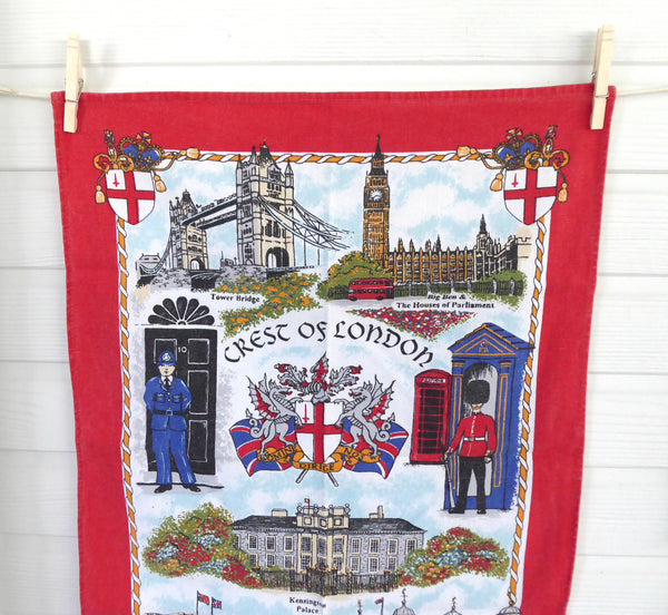 http://www.antiquesandteacups.com/cdn/shop/products/1-London-landmarks-tea-towel-b_grande.JPG?v=1648053729