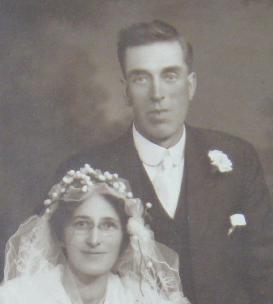 antique edwardian 1910s wedding photo bride and groom wedding