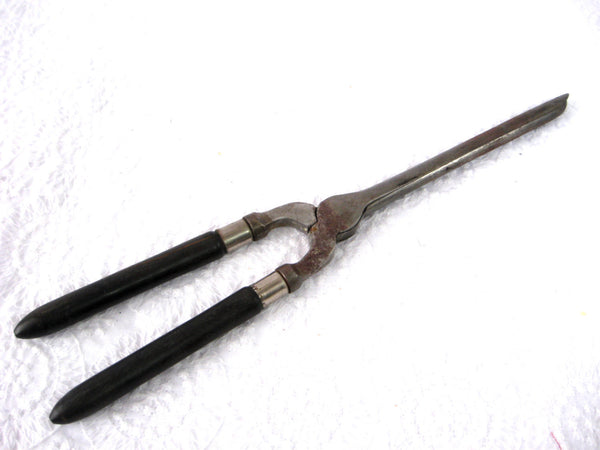 Antique hotsell curling irons