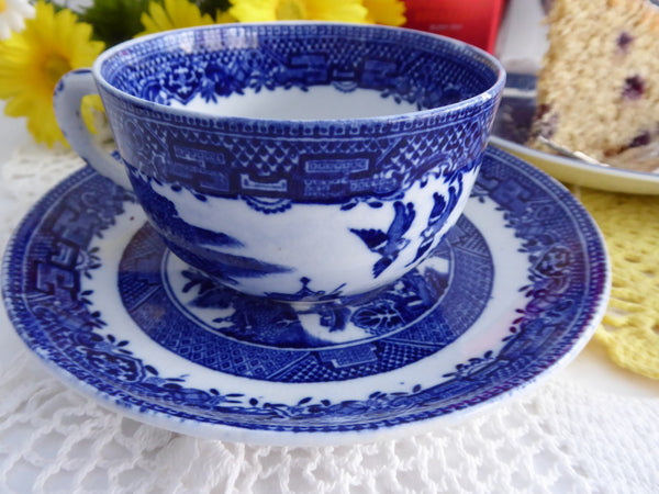 Blue willow cup and saucer hotsell