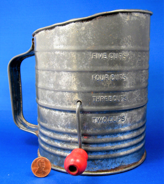 Red Wood Handled 1950s Tin Flour Sifter Bromwell 6 Cup Measuring