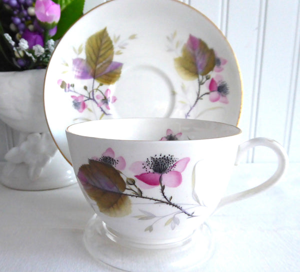 Shelley English Lakes Cup and Saucer England Landscape Richmond 1950s –  Antiques And Teacups