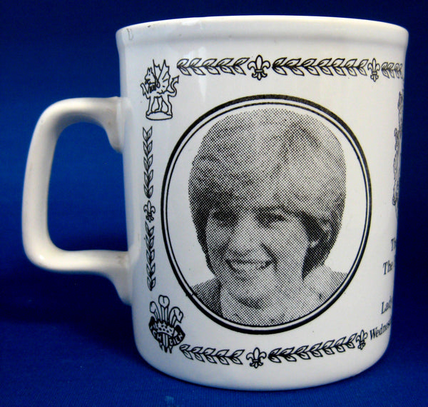 http://www.antiquesandteacups.com/cdn/shop/products/1981-Wedgwood-Charles-Diana-Wedding-mug-blackandwhite-a_grande.jpg?v=1515384063