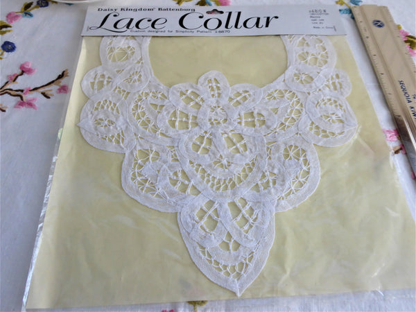 Daisy Kingdom Battenburg Lace Collar 1993 For Simplicity Pattern 8870 White  Lace